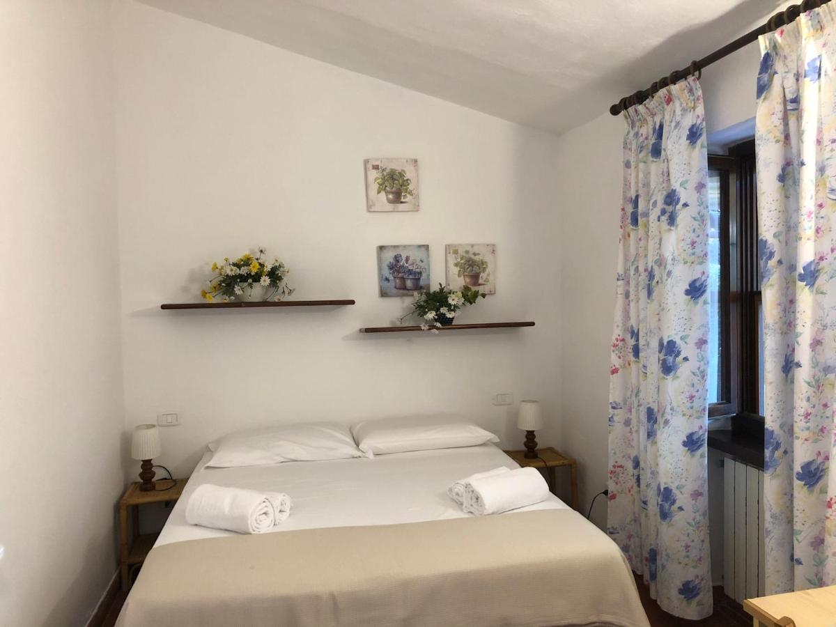 Agriturismo Santa Lorica Sassetta Buitenkant foto